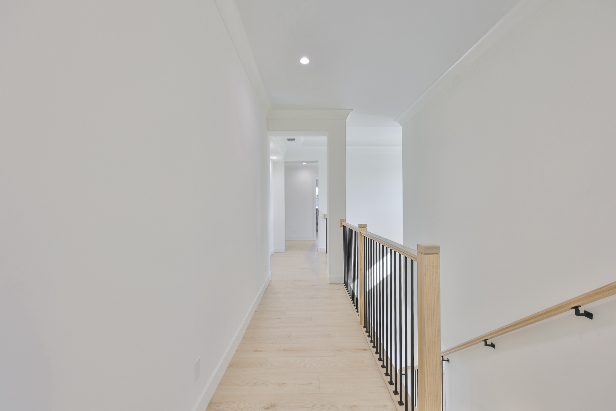 Tampa, Florida, 33629, United States, 5 Bedrooms Bedrooms, ,7 BathroomsBathrooms,Residential,For Sale,2007837