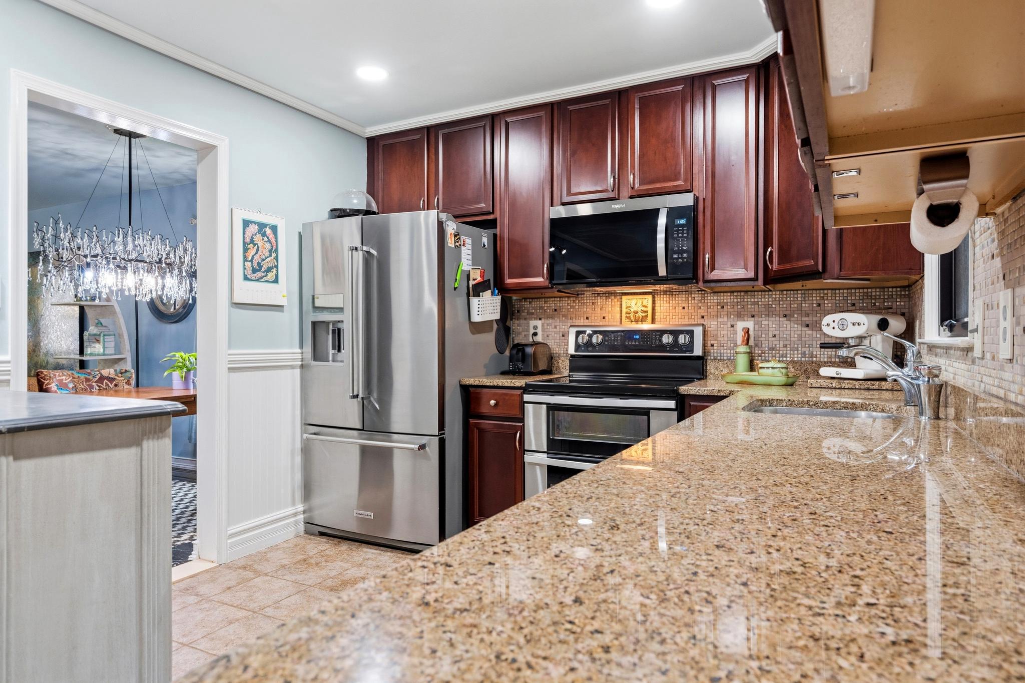  9913 Kingsbridge Drive, Fairfax, VA, 22031 - 物件實景