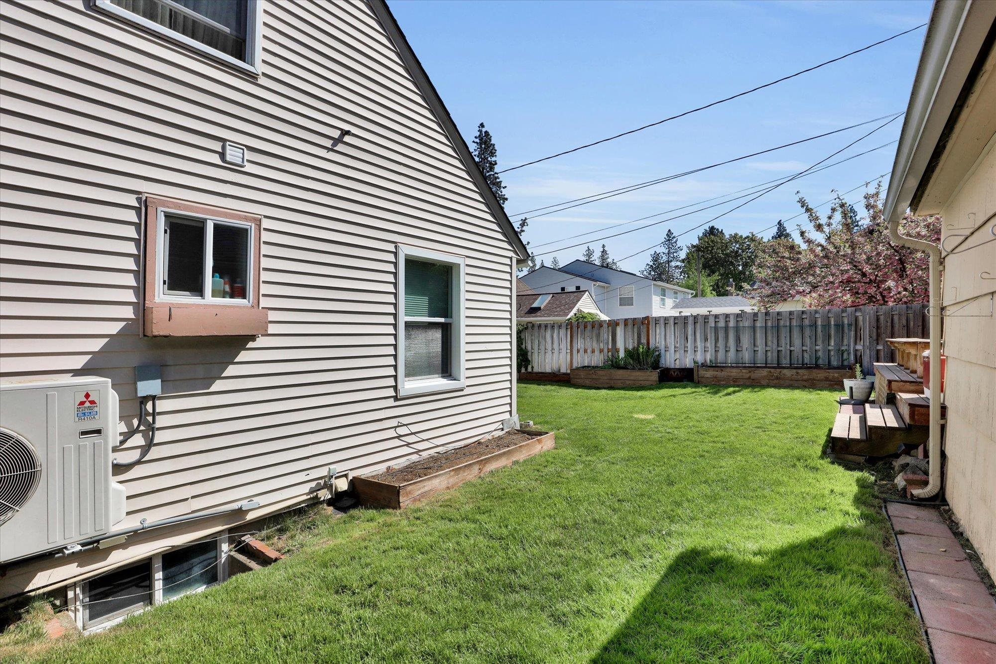 Spokane, Washington, 99203, United States, 4 Bedrooms Bedrooms, ,3 BathroomsBathrooms,Residential,For Sale,1939271