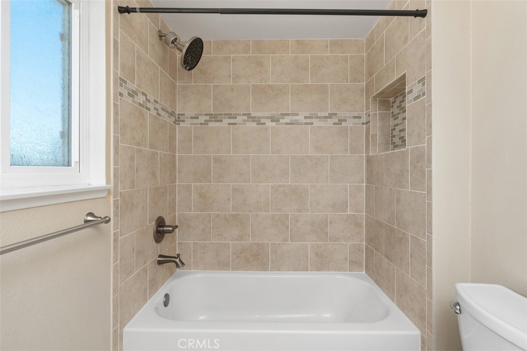 Orange, California, 92865, United States, 5 Bedrooms Bedrooms, ,3 BathroomsBathrooms,Residential,For Sale,1906784