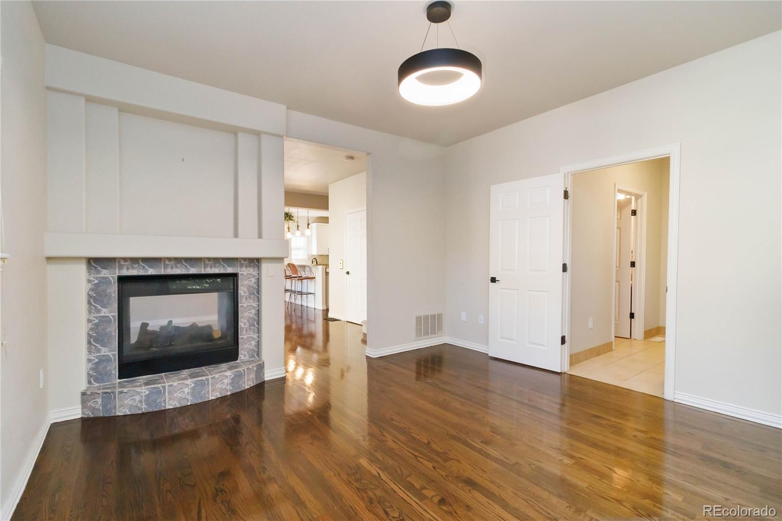 Aurora, Colorado, 80014, United States, 4 Bedrooms Bedrooms, ,Residential,For Sale,1986115