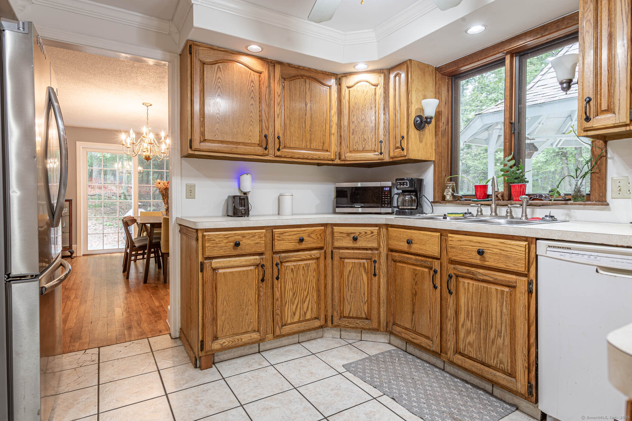 Willington, Connecticut, 06279, United States, 4 Bedrooms Bedrooms, ,3 BathroomsBathrooms,Residential,For Sale,1939057