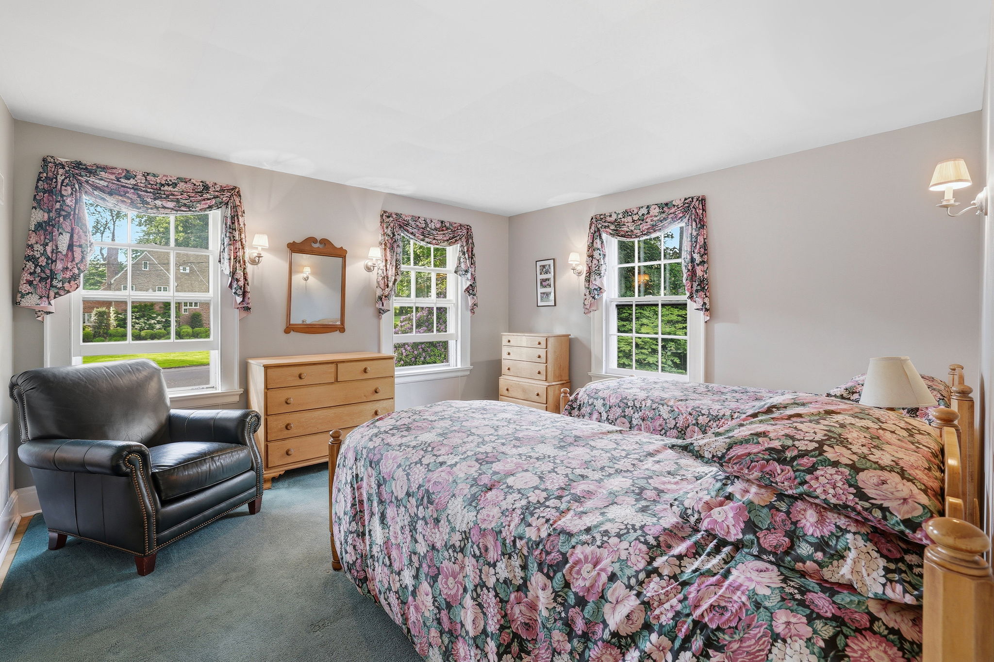  Timeless 1920s Colonial: A Historic Fairfield Grand Dame - 物件實景