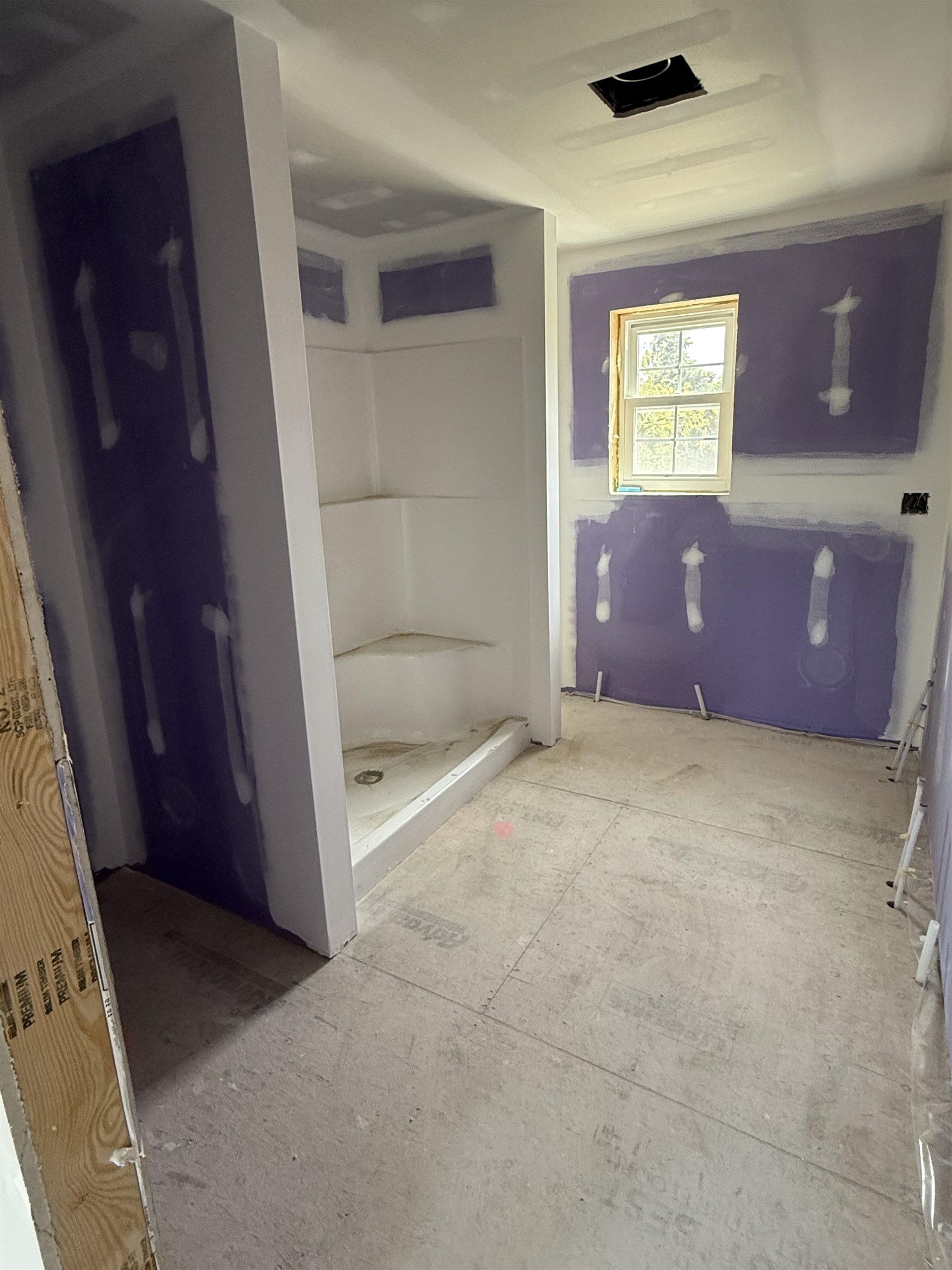 St. Albans Town, Vermont, 05478, United States, 3 Bedrooms Bedrooms, ,2 BathroomsBathrooms,Residential,For Sale,1975389