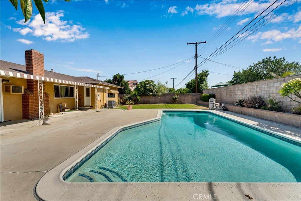 Azusa, California, 91702, United States, 3 Bedrooms Bedrooms, ,2 BathroomsBathrooms,Residential,For Sale,1910708