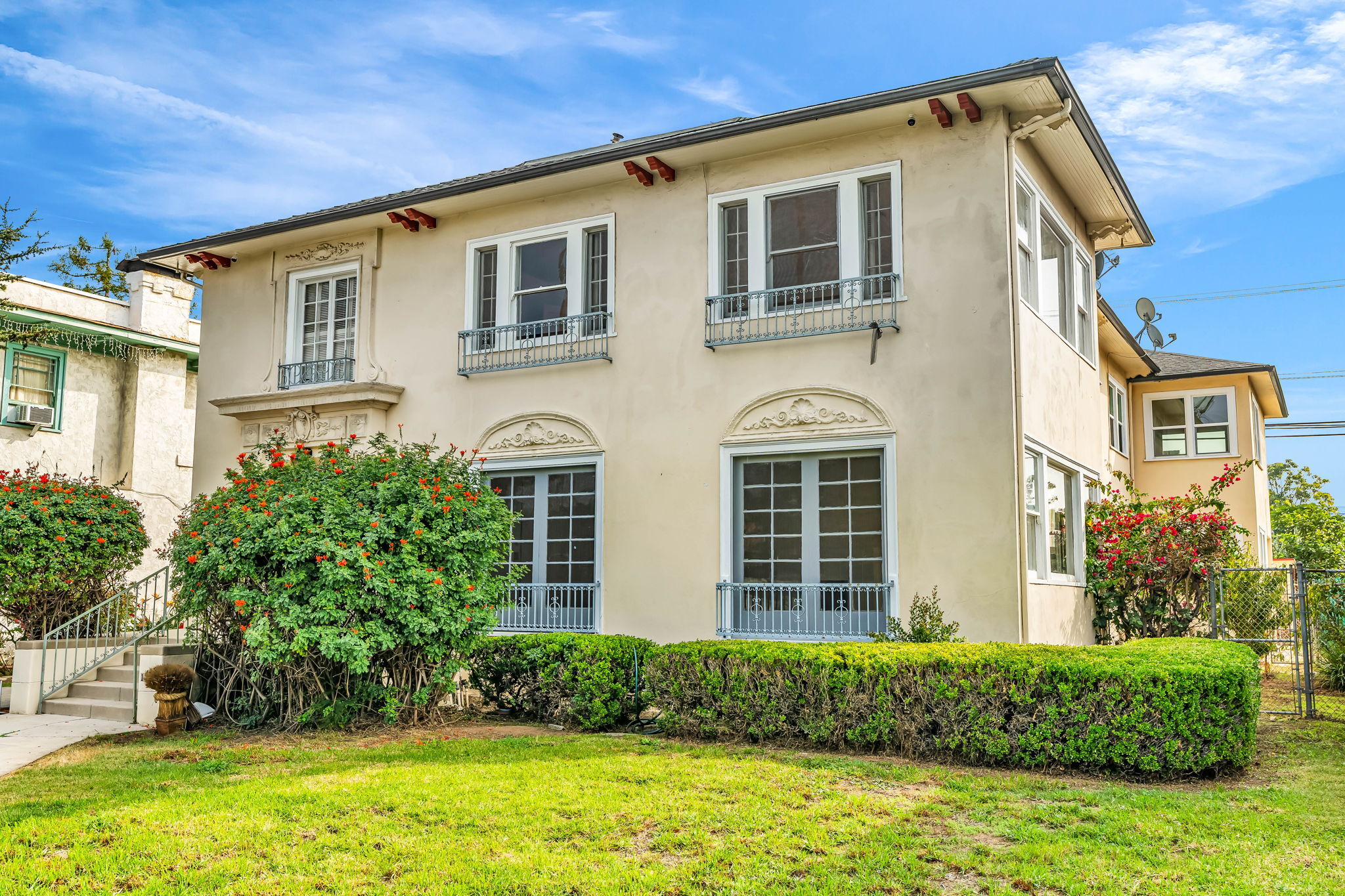  1412 S Victoria Ave - 物件實景