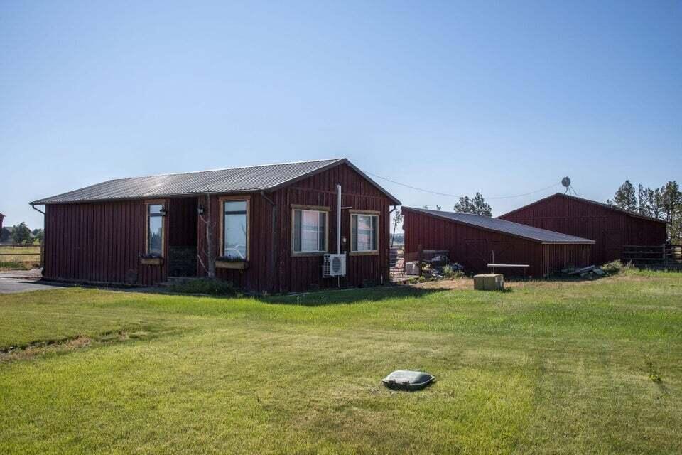 Sisters, Oregon, 97759, United States, 3 Bedrooms Bedrooms, ,3 BathroomsBathrooms,Residential,For Sale,1917351