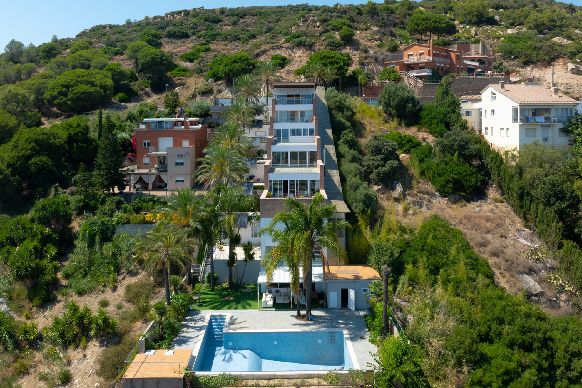  Panoramic Contemporary Villa with Eight Levels and Exceptional Sea Views - 物件實景