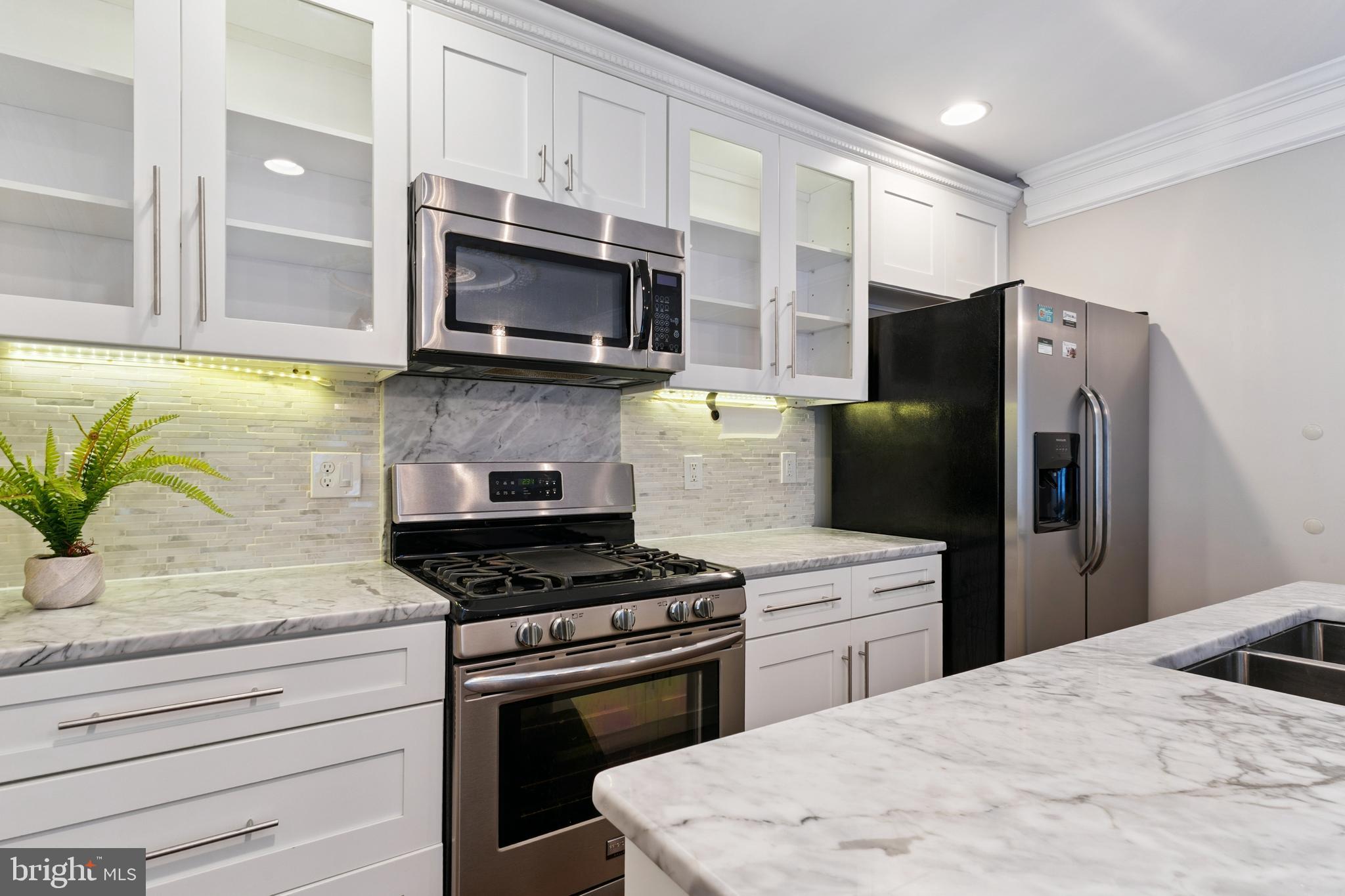 Washington, District of Columbia, 20011, United States, 3 Bedrooms Bedrooms, ,4 BathroomsBathrooms,Residential,For Sale,1935527