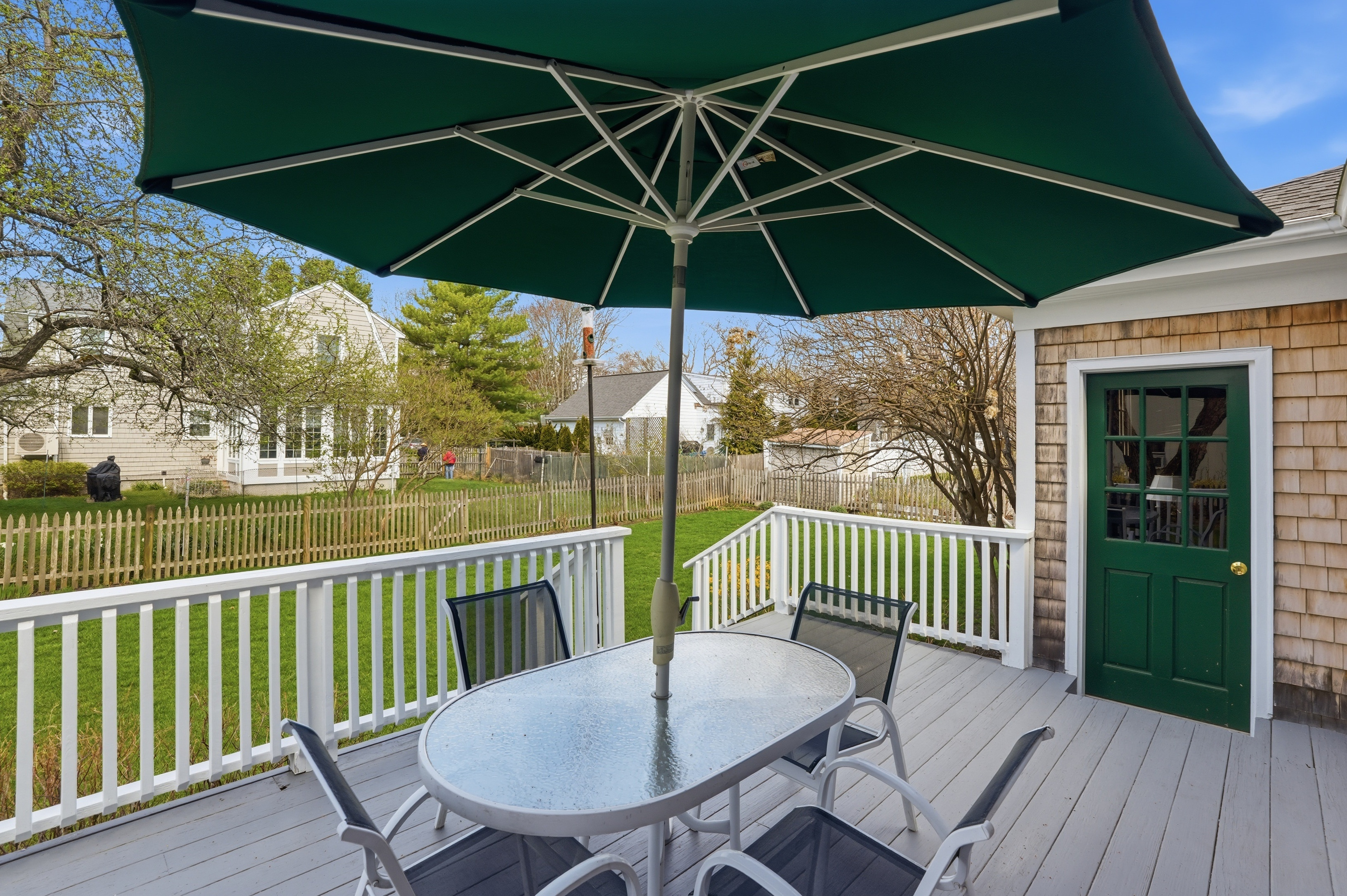  194 New Meadow Road, Barrington, RI, 02806 - 物件實景