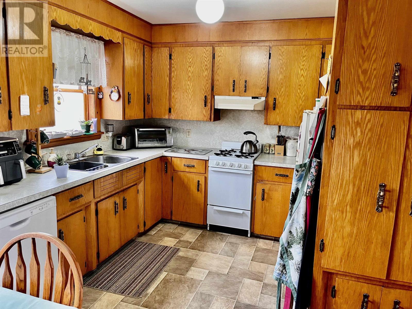 WINSLOE NORTH, Prince Edward Island, C1E 2T2, CA, 4 Bedrooms Bedrooms, ,1 BathroomBathrooms,Residential,For Sale,1948158