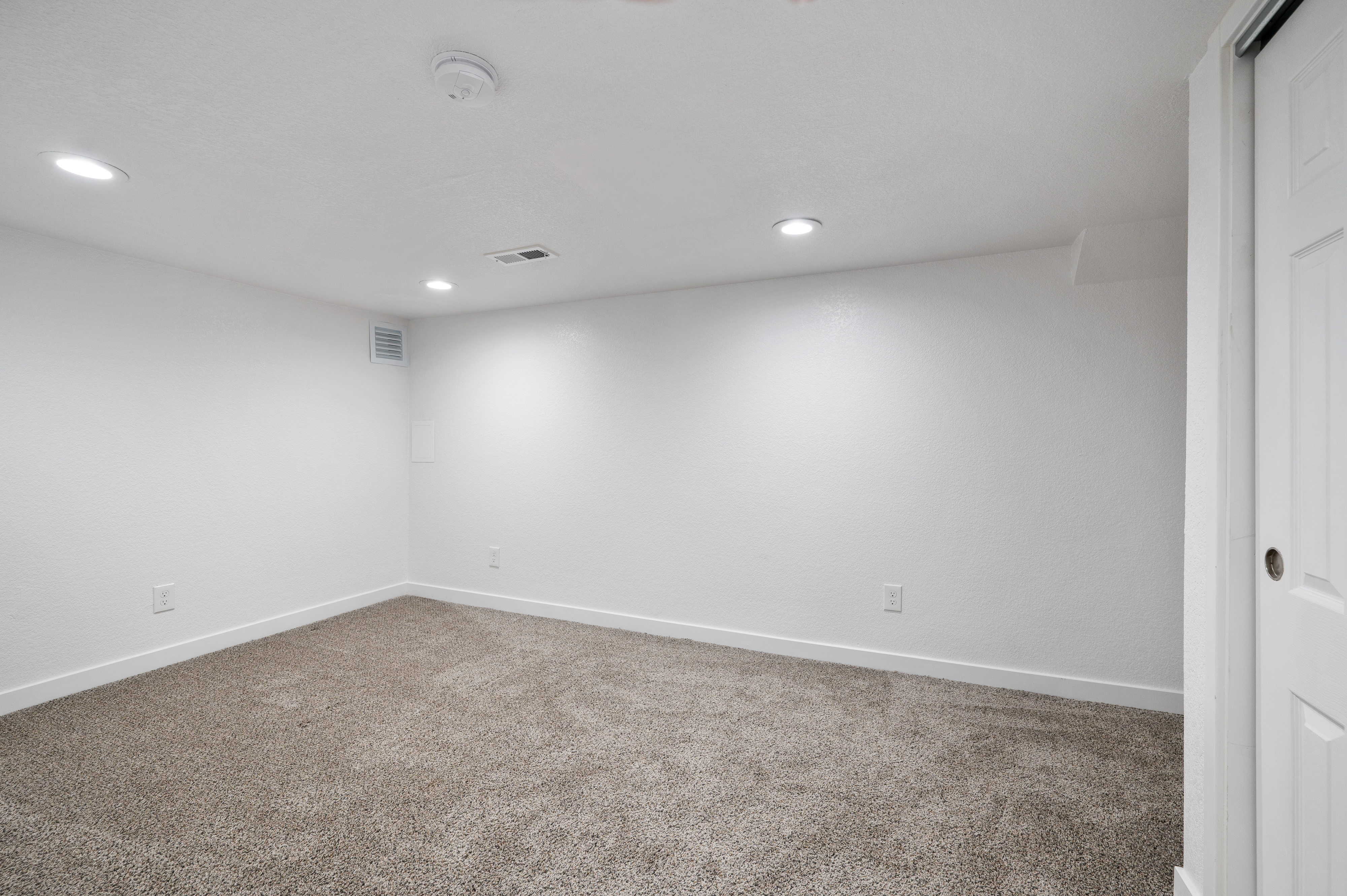  Fully Remodeled Two Bedroom - 物件實景