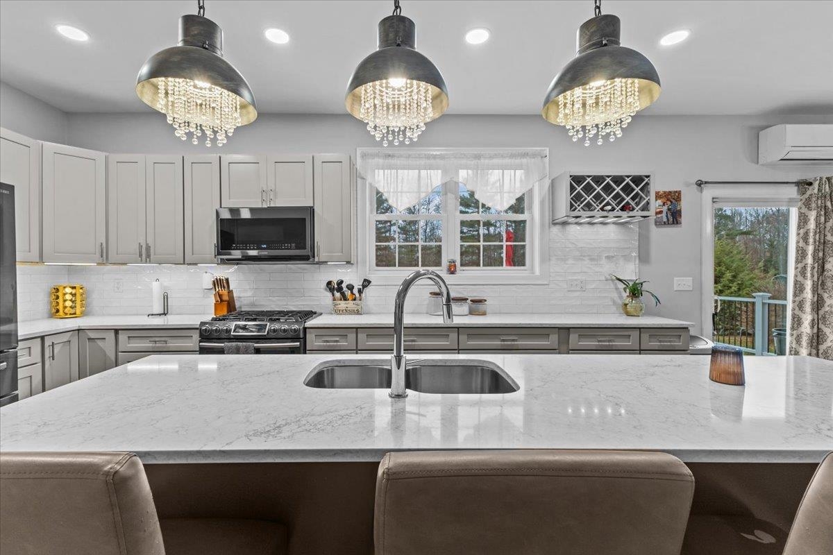 Swanton, Vermont, 05488, United States, 4 Bedrooms Bedrooms, ,3 BathroomsBathrooms,Residential,For Sale,2000058