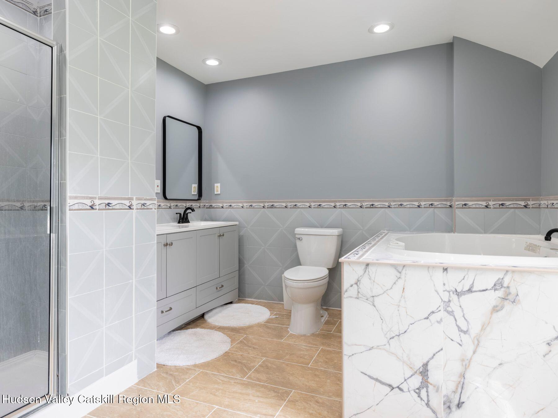 Cairo, New York, 12413, United States, 4 Bedrooms Bedrooms, ,4 BathroomsBathrooms,Residential,For Sale,1827248