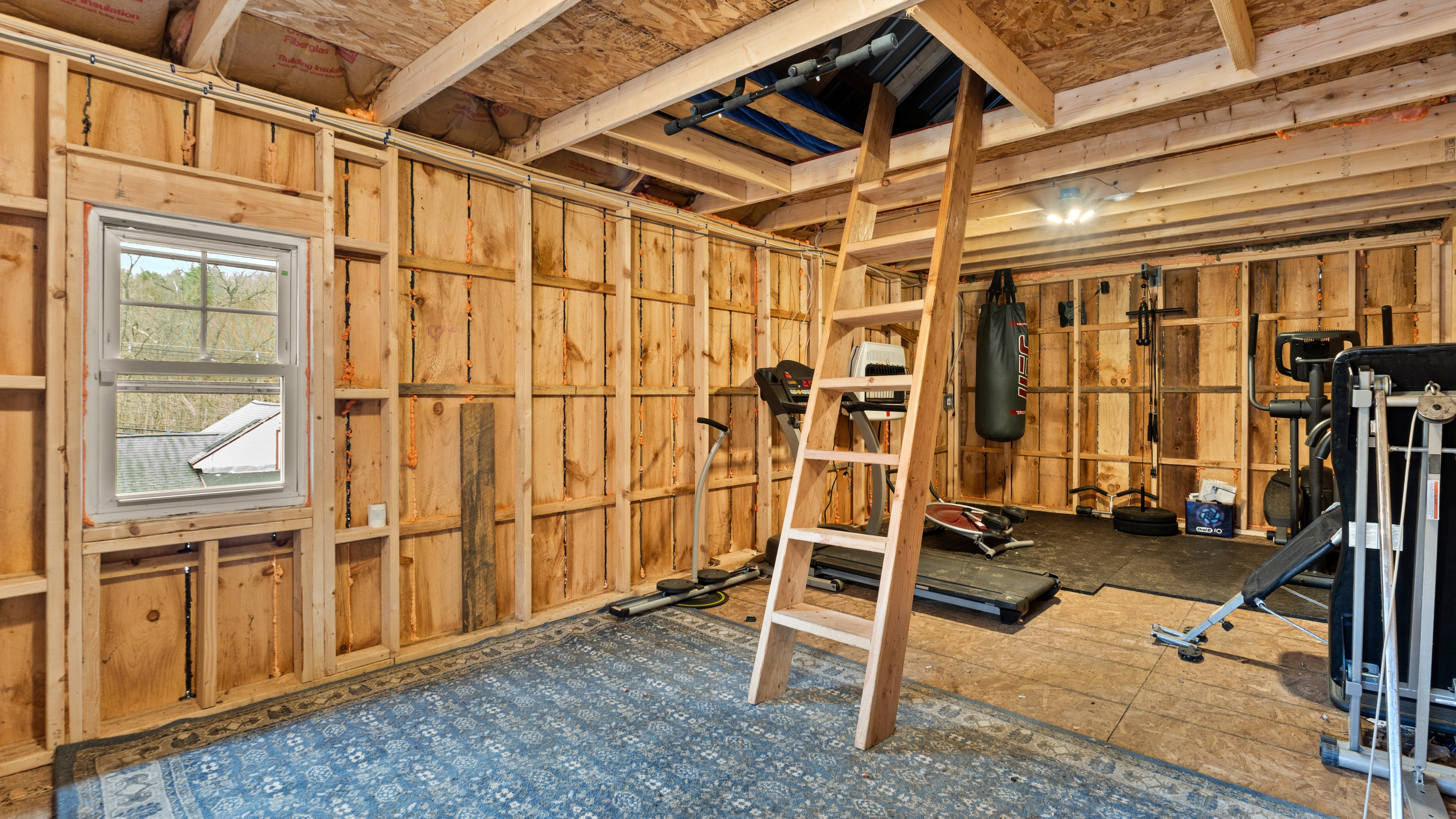  Historic Berkshire Homestead with Solar Barn, Trails, & Modern Efficiency - 物件實景