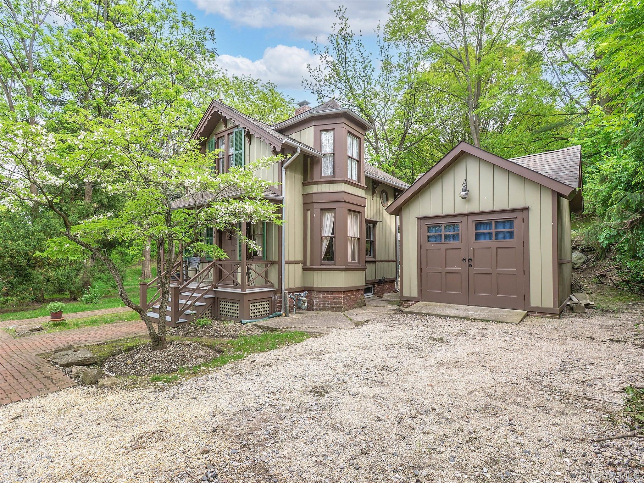  130 Mott Avenue, Roslyn, NY, 11576 - 物件實景