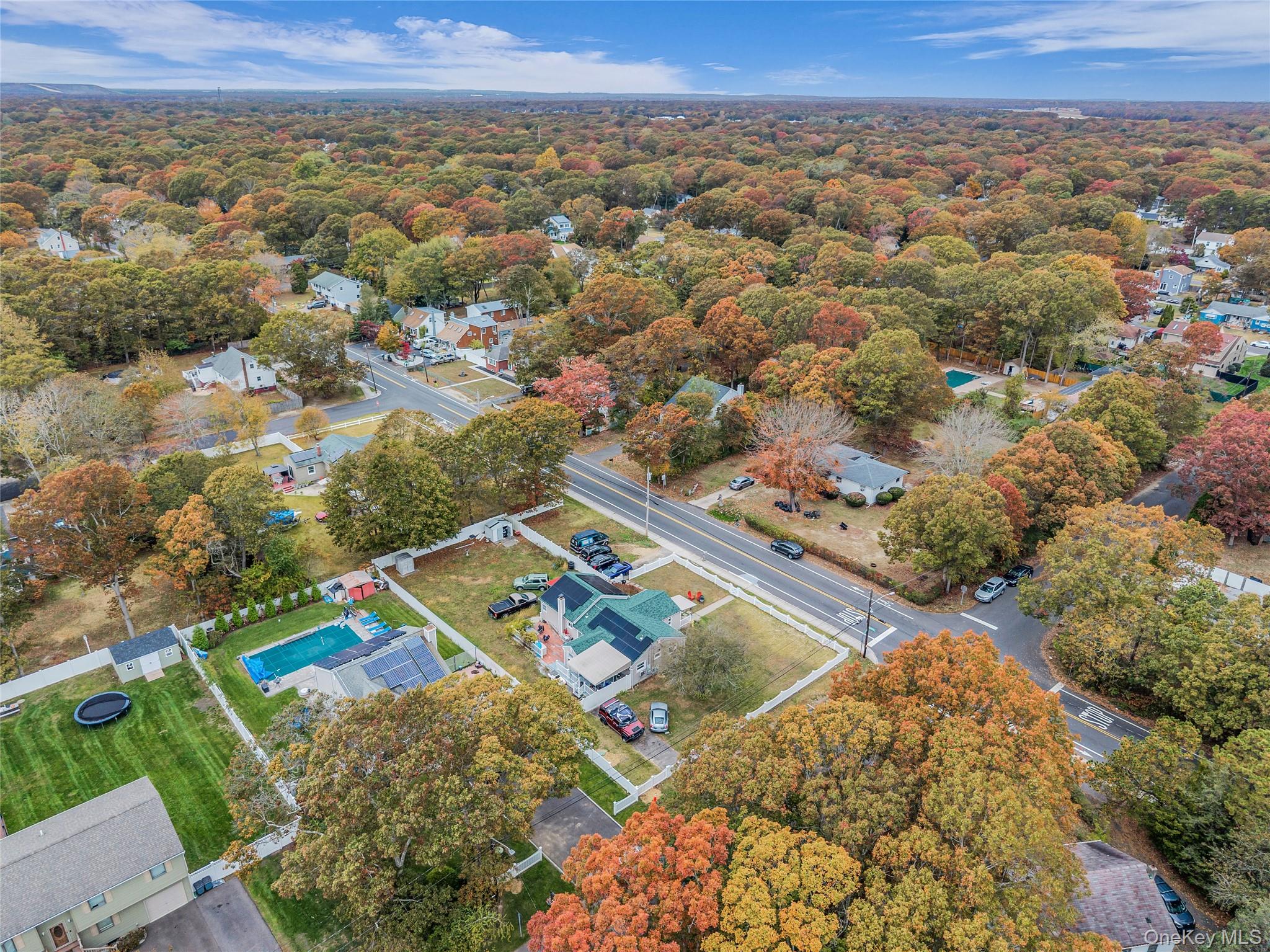 Mastic, New York, 11950, United States, 4 Bedrooms Bedrooms, ,3 BathroomsBathrooms,Residential,For Sale,1990878