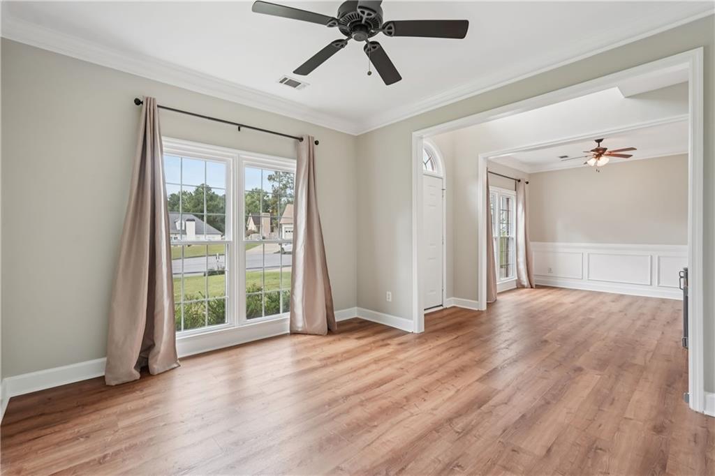 Alpharetta, Georgia, 30004, United States, 4 Bedrooms Bedrooms, ,3 BathroomsBathrooms,Residential,For Sale,1978370