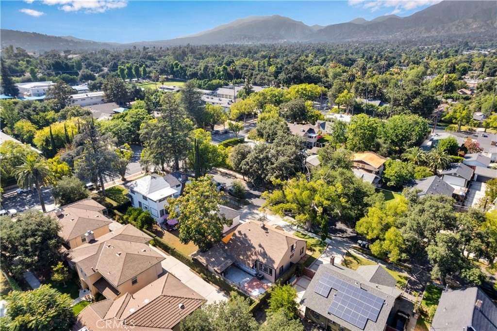 Pasadena, California, 91104, United States, 2 Bedrooms Bedrooms, ,1 BathroomBathrooms,Residential,For Sale,1944799