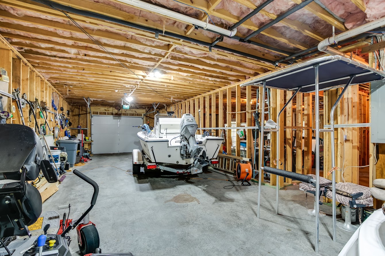 Whitesburg, Georgia, 30185, United States, 4 Bedrooms Bedrooms, ,3 BathroomsBathrooms,Residential,For Sale,1977664