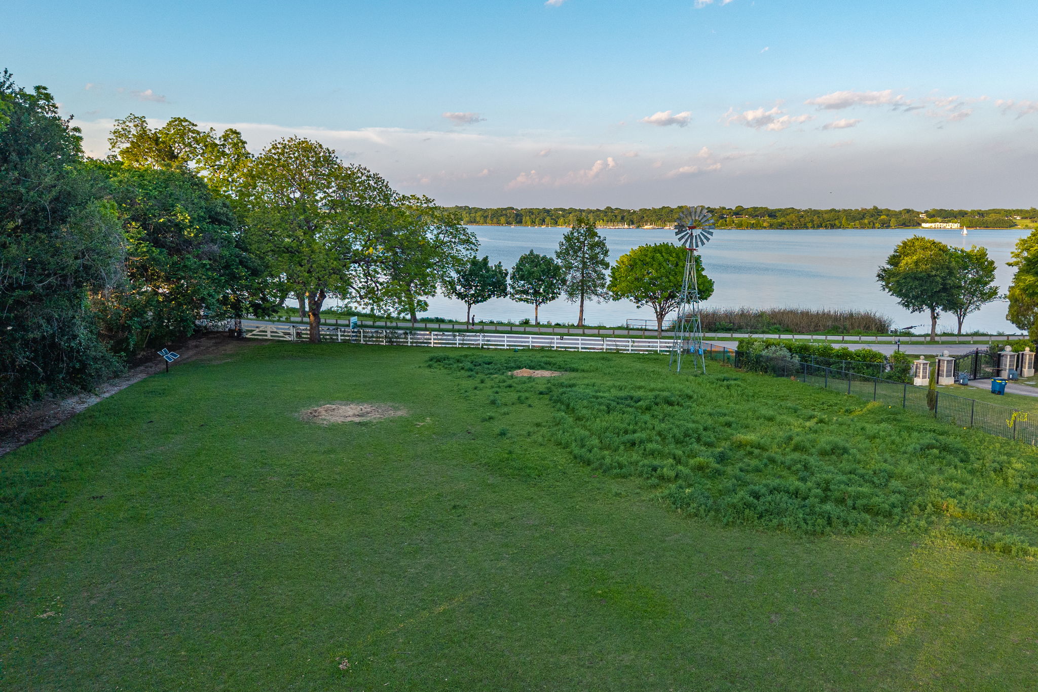  2.2 Acres Overlooking White Rock Lake - 物件實景