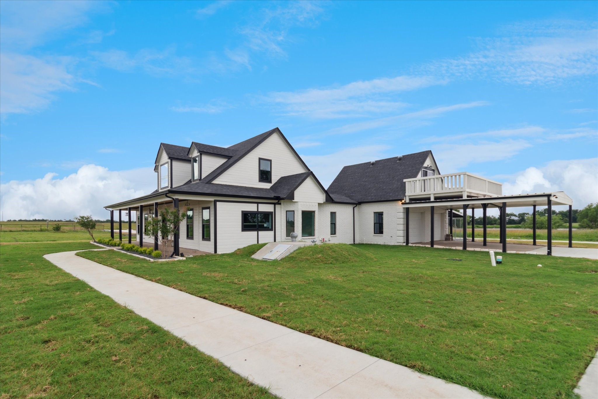 Gunter, Texas, 75058, United States, 3 Bedrooms Bedrooms, ,3 BathroomsBathrooms,Residential,For Sale,1847366