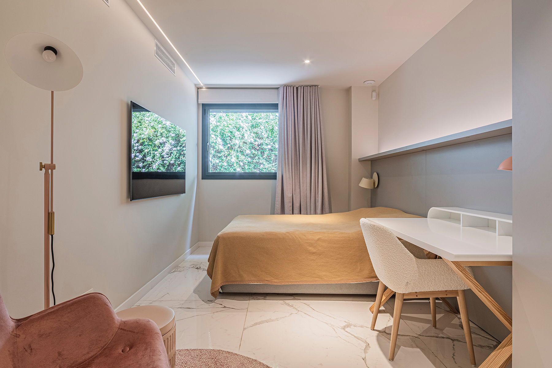  Luxury contemporary villa with pool, garden, and top energy efficiency - 物件實景