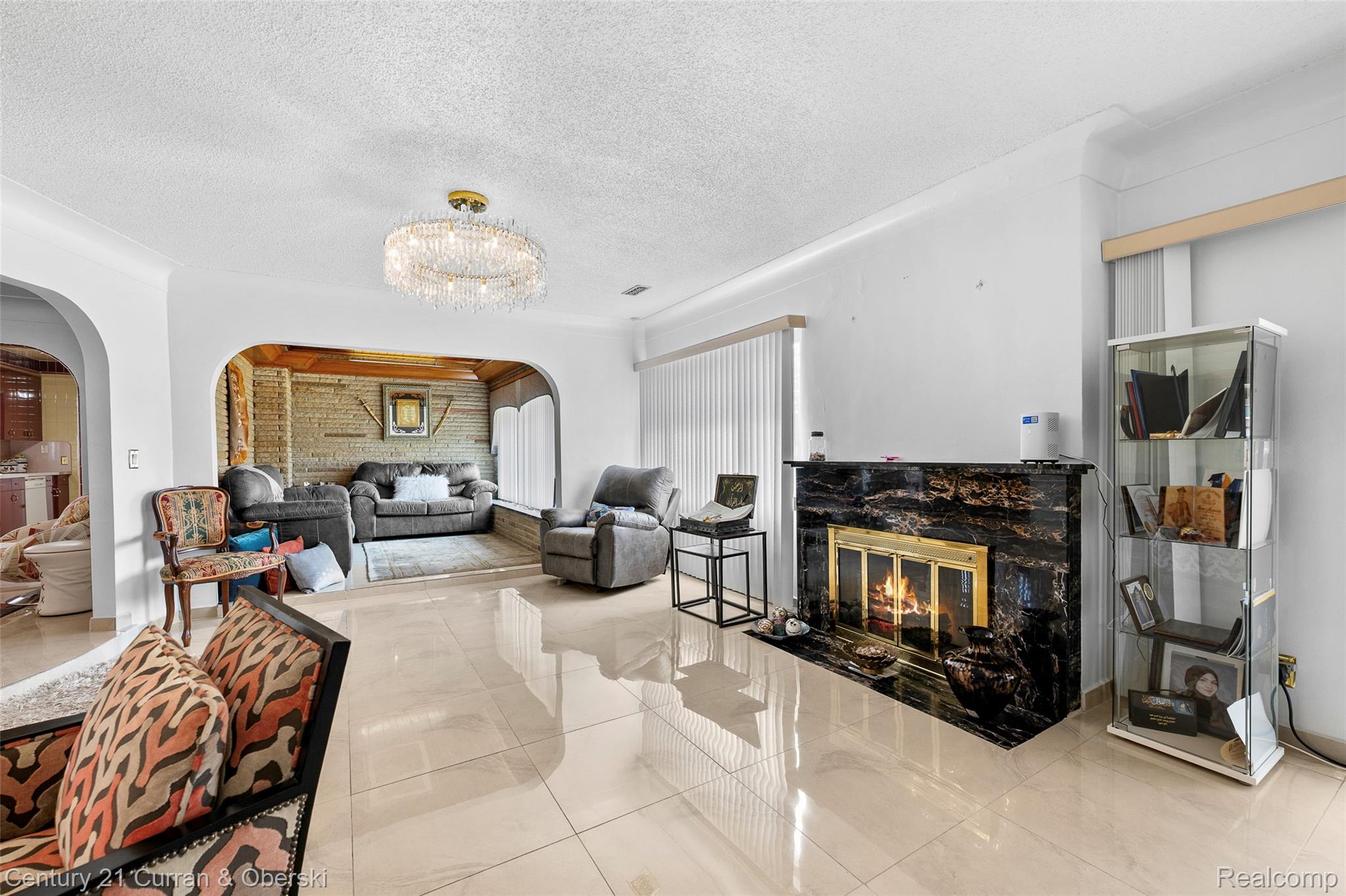 Dearborn, Michigan, 48126, United States, 3 Bedrooms Bedrooms, ,4 BathroomsBathrooms,Residential,For Sale,1979682