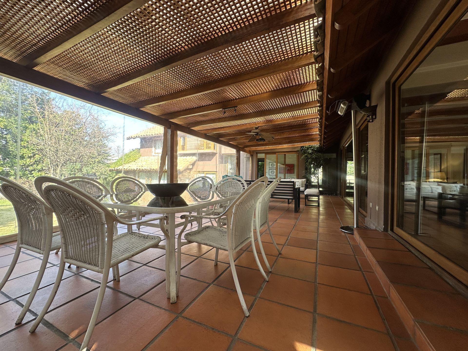 Lo Barnechea, Chile, 6 Bedrooms Bedrooms, ,5 BathroomsBathrooms,Residential,For Sale,1903645