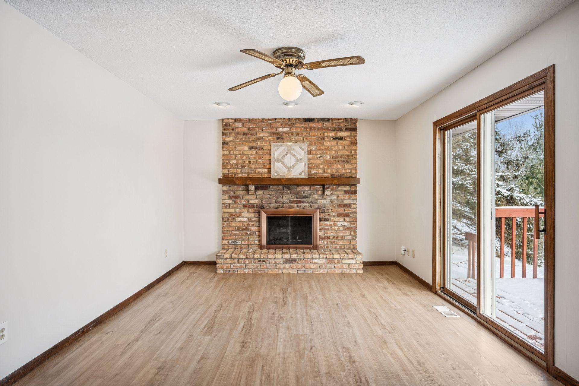 Greenfield, Minnesota, 55357, United States, 3 Bedrooms Bedrooms, ,2 BathroomsBathrooms,Residential,For Sale,2000513