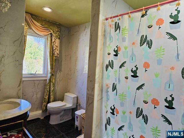 Paramus, New Jersey, 07652, United States, 7 Bedrooms Bedrooms, ,7 BathroomsBathrooms,Residential,For Sale,1905752