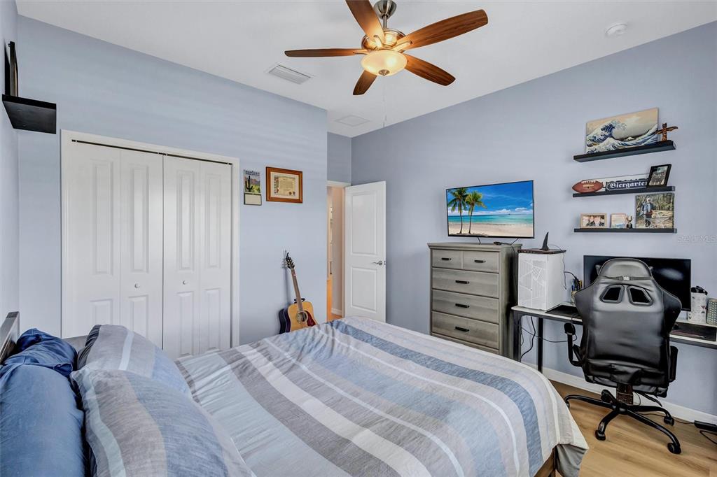 Bradenton, Florida, 34212, United States, 2 Bedrooms Bedrooms, ,2 BathroomsBathrooms,Residential,For Sale,1891618