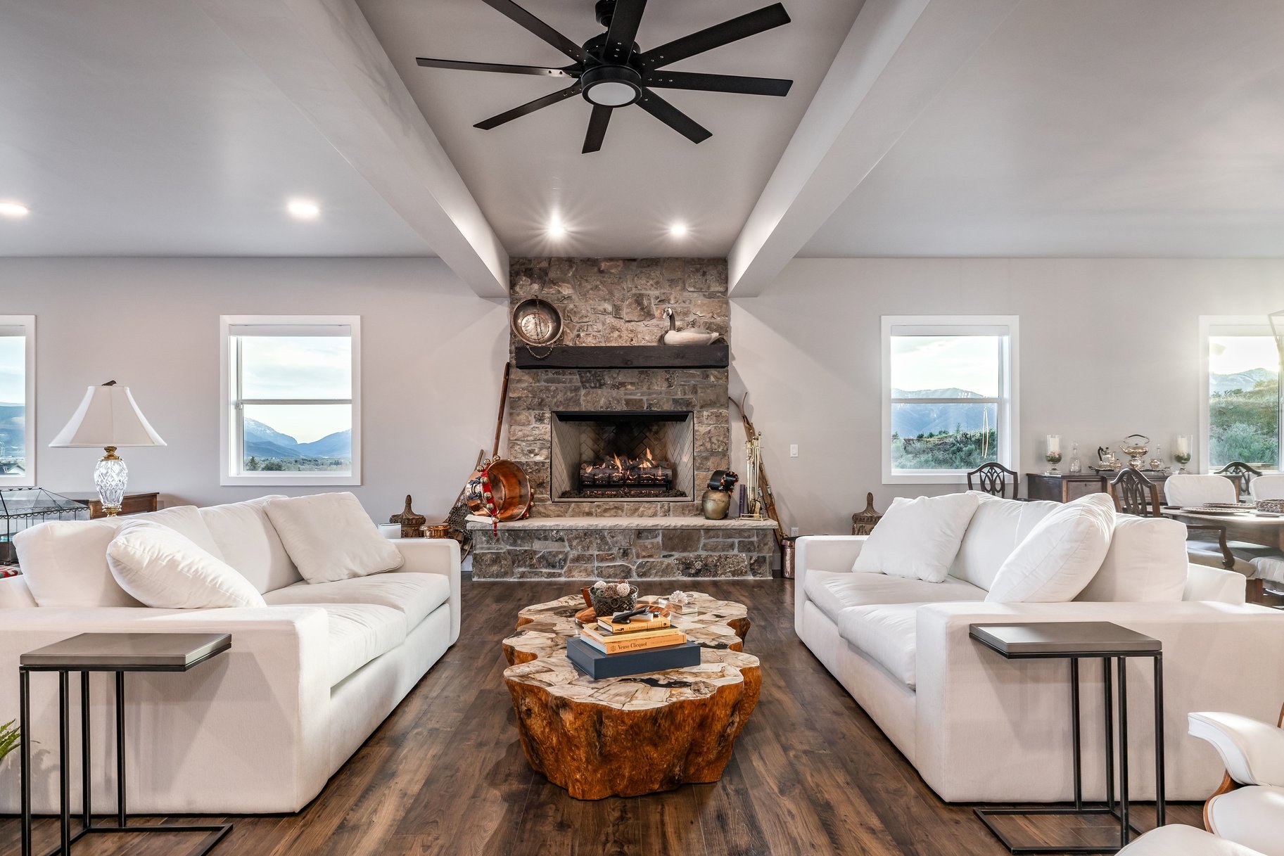 Mountain & Lake Views, Two-Island Chef
