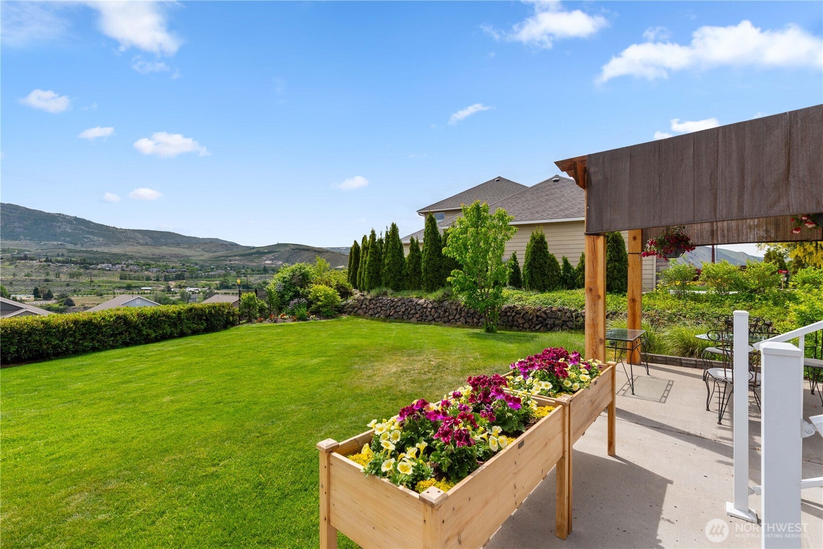 East Wenatchee, Washington, 98802, United States, 3 Bedrooms Bedrooms, ,1 BathroomBathrooms,Residential,For Sale,1818032