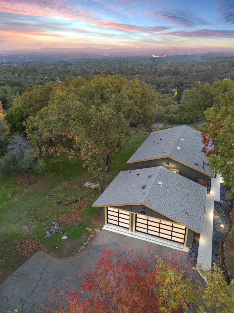 Shingle Springs, California, 95682, United States, 3 Bedrooms Bedrooms, ,2 BathroomsBathrooms,Residential,For Sale,1997348