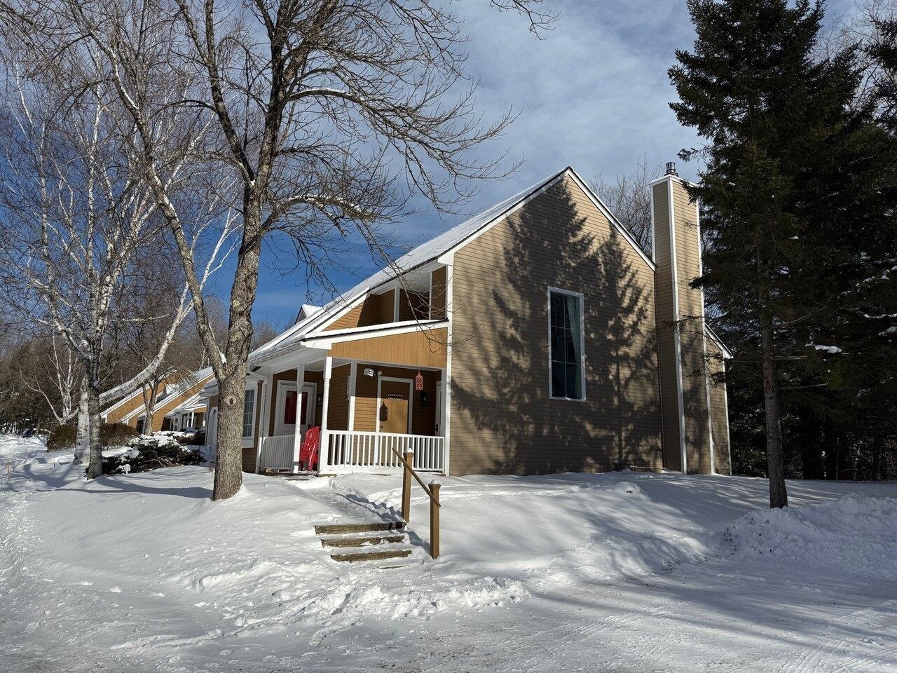 Warren, Vermont, 05674, United States, 3 Bedrooms Bedrooms, ,2 BathroomsBathrooms,Residential,For Sale,2001814