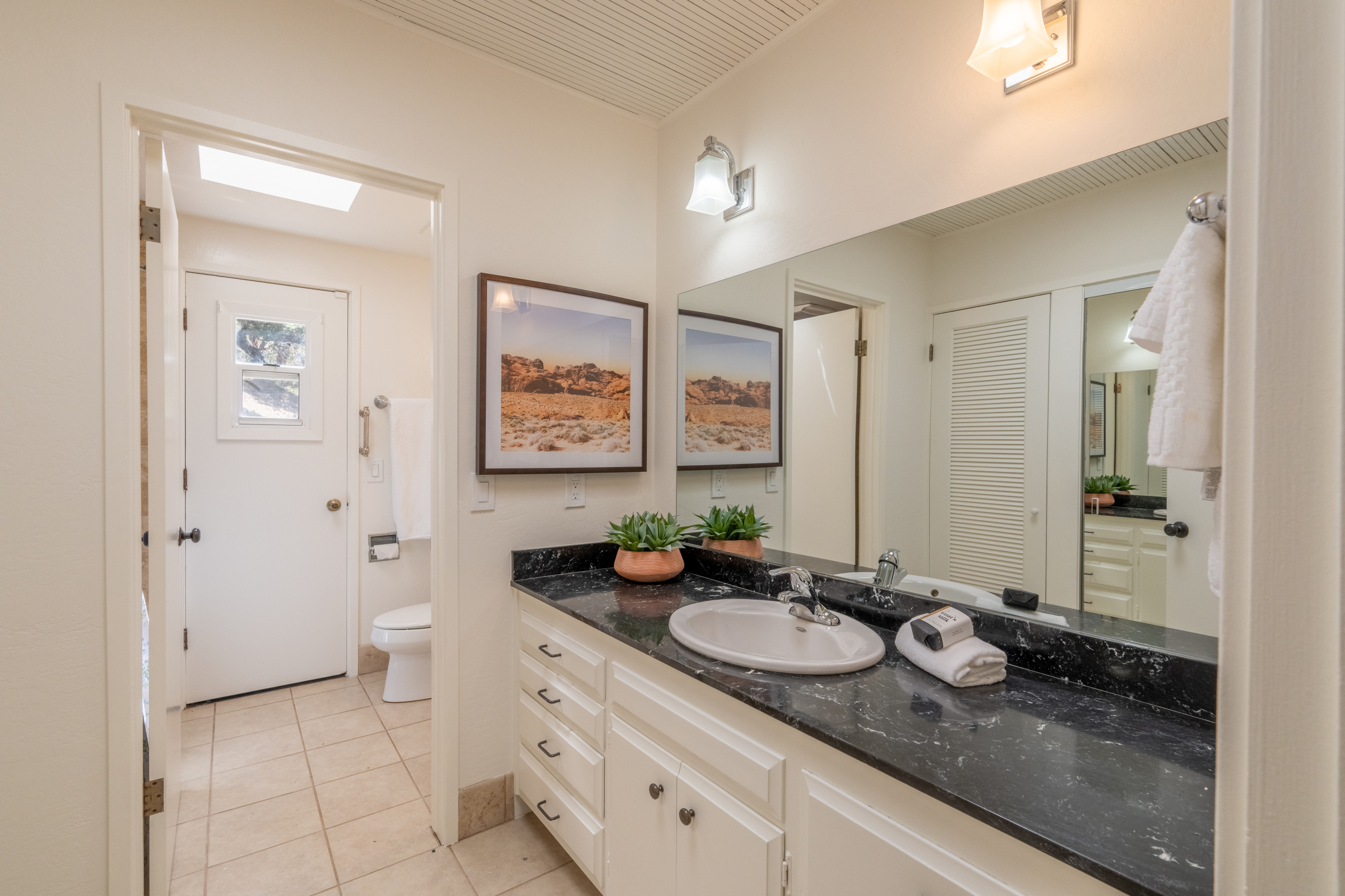  160 East Carmel Valley Road - 物件實景