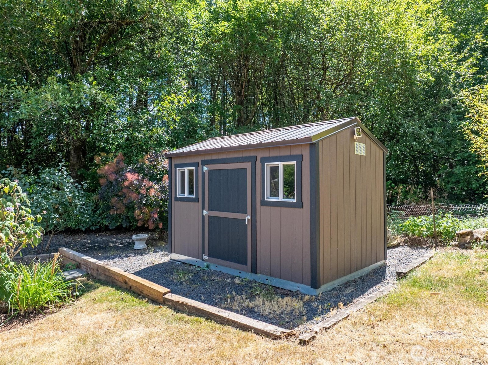 Winlock, Washington, 98596, United States, 3 Bedrooms Bedrooms, ,2 BathroomsBathrooms,Residential,For Sale,1942724