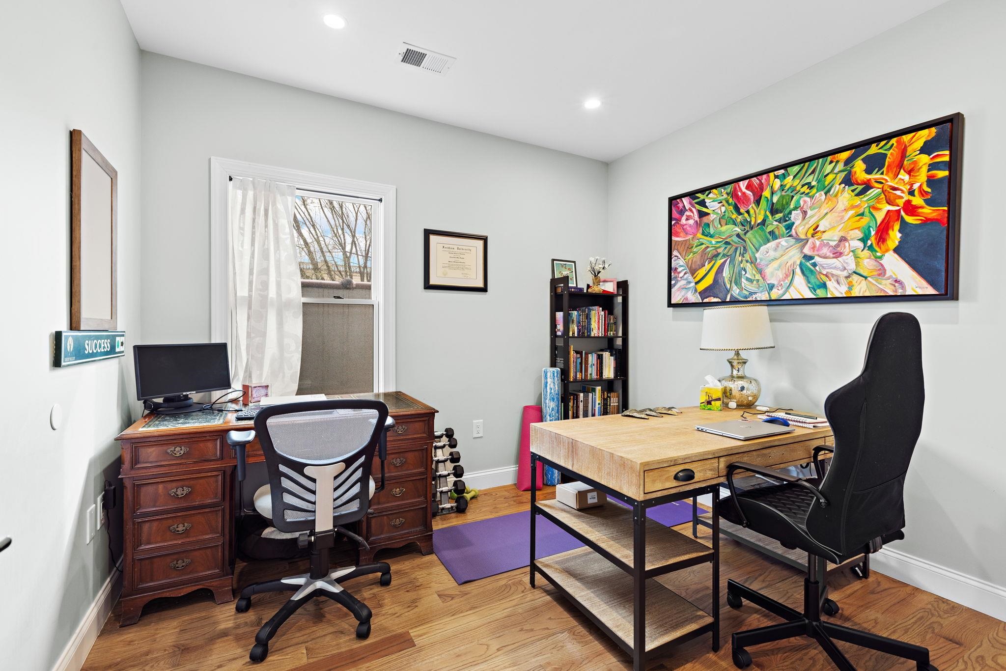 Jersey City, New Jersey, 07307, United States, 3 Bedrooms Bedrooms, ,2 BathroomsBathrooms,Residential,For Sale,1865294