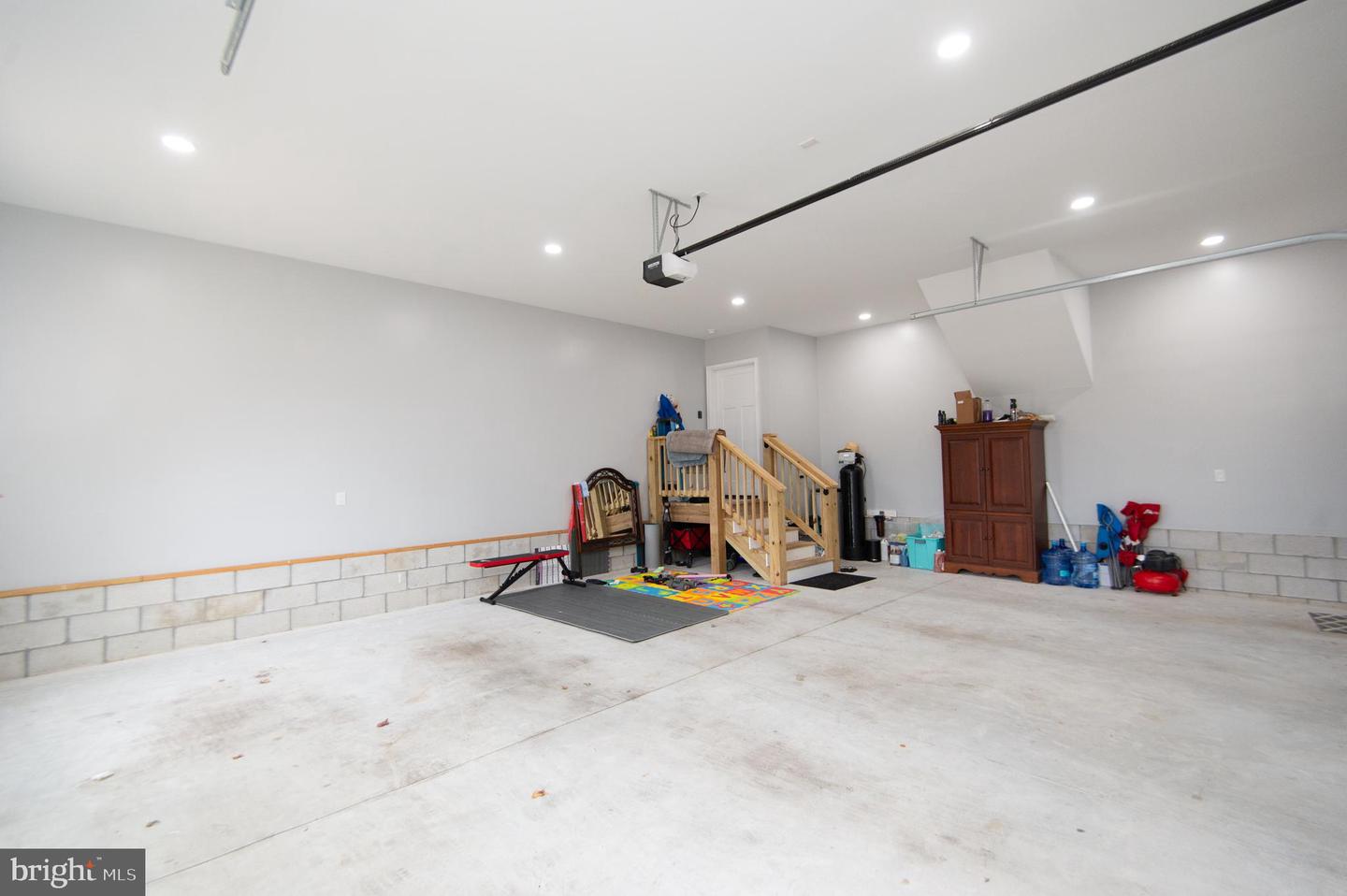 Delmar, Maryland, 21875, United States, 4 Bedrooms Bedrooms, ,4 BathroomsBathrooms,Residential,For Sale,1992058