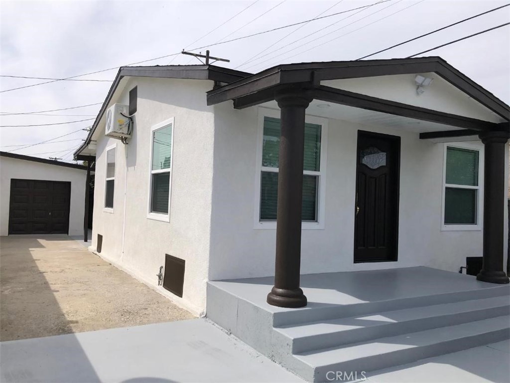 Los Angeles, California, 90044, United States, 2 Bedrooms Bedrooms, ,1 BathroomBathrooms,Residential,For Sale,2031472