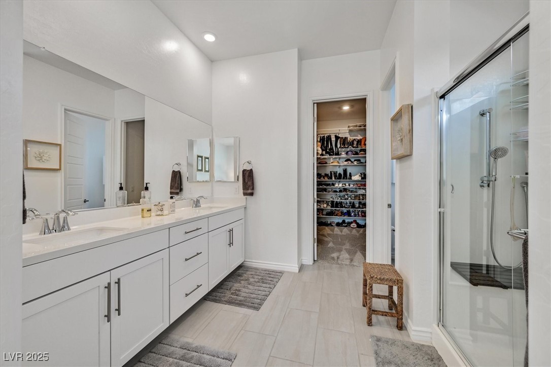 Henderson, Nevada, 89011, United States, 3 Bedrooms Bedrooms, ,2 BathroomsBathrooms,Residential,For Sale,1972737