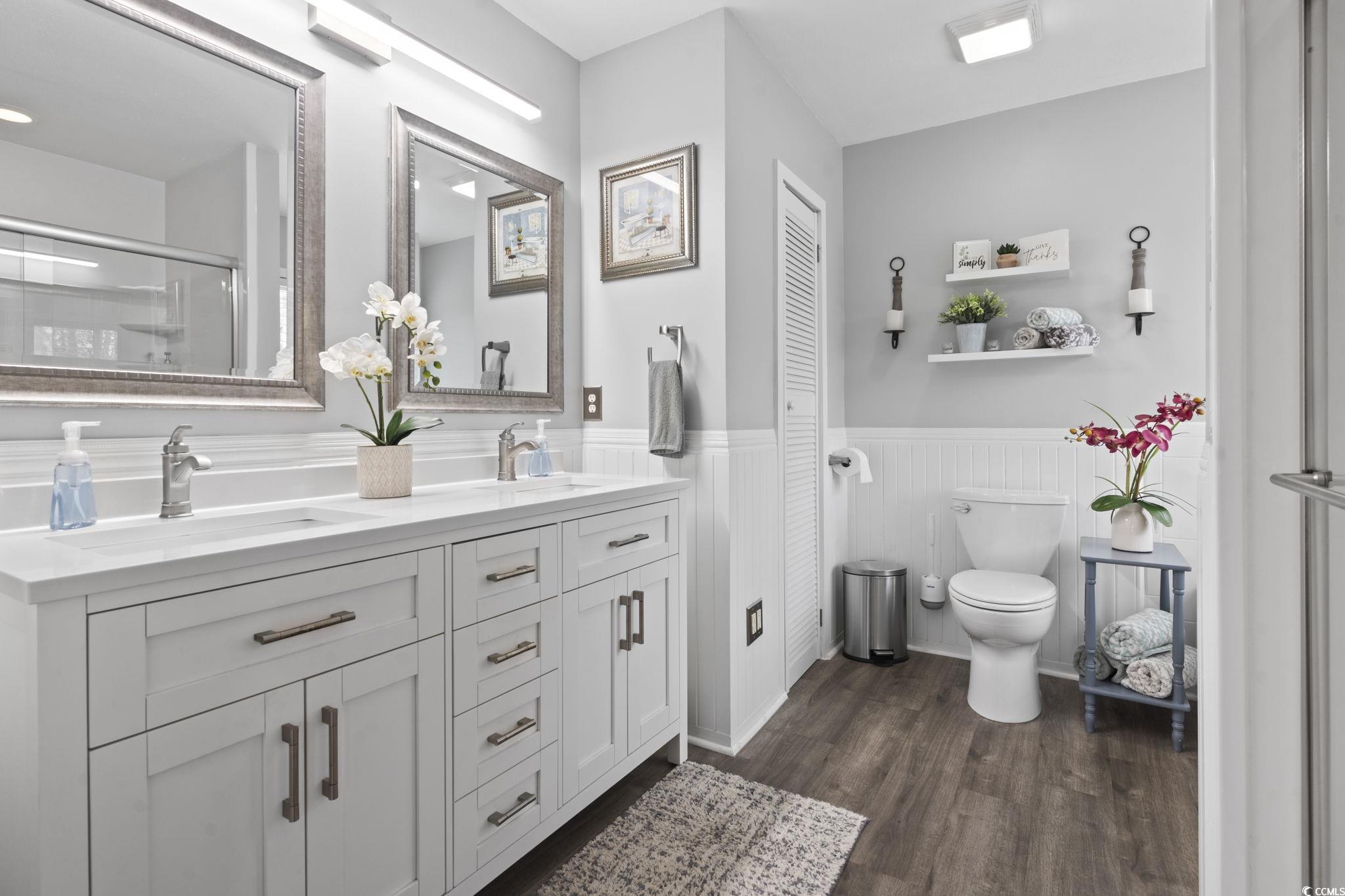 Murrells Inlet, South Carolina, 29576, United States, 5 Bedrooms Bedrooms, ,4 BathroomsBathrooms,Residential,For Sale,1988328