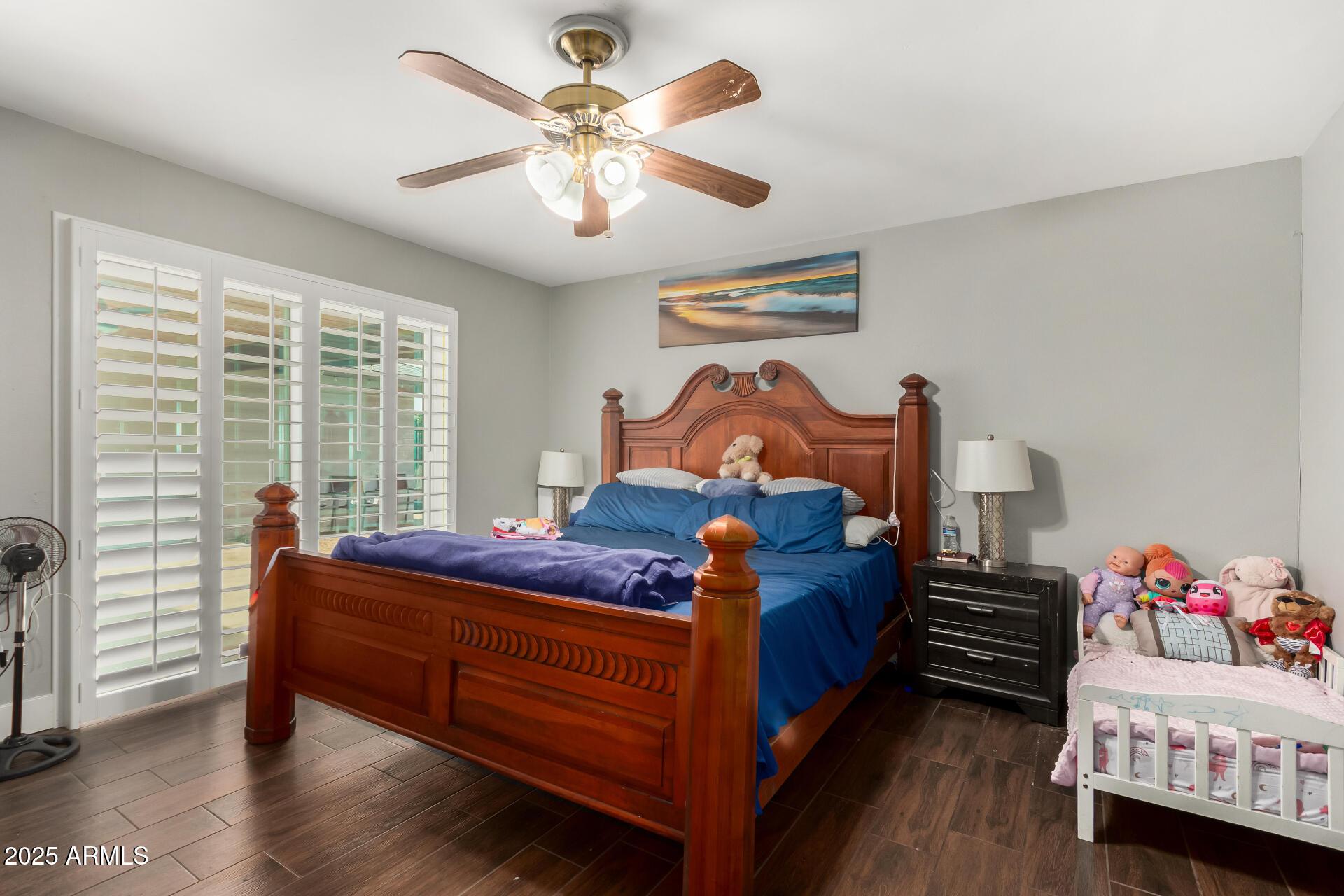 Phoenix, Arizona, 85051, United States, 5 Bedrooms Bedrooms, ,2 BathroomsBathrooms,Residential,For Sale,1987441