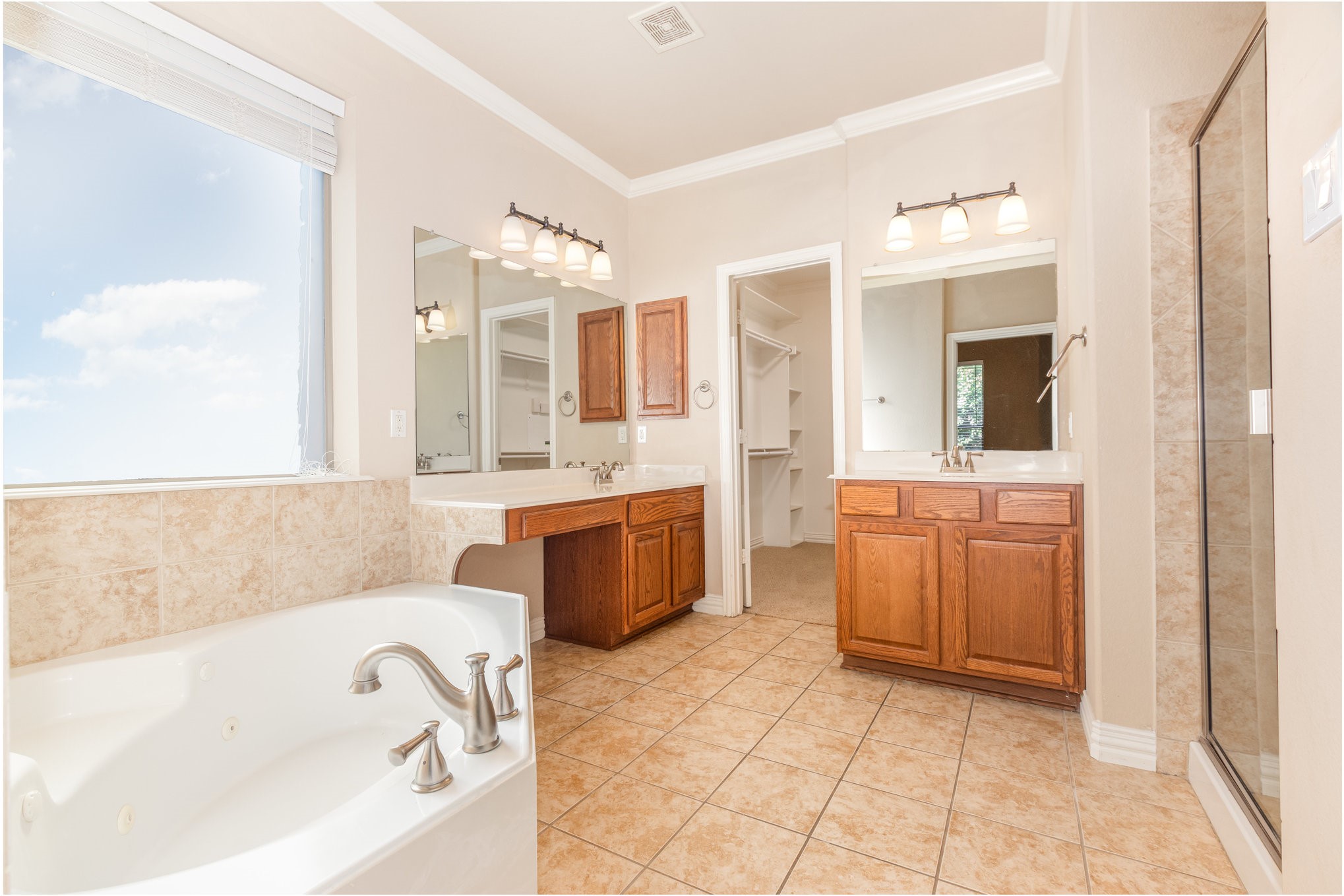 Keller, Texas, 76248, United States, 4 Bedrooms Bedrooms, ,4 BathroomsBathrooms,Residential,For Sale,1966158