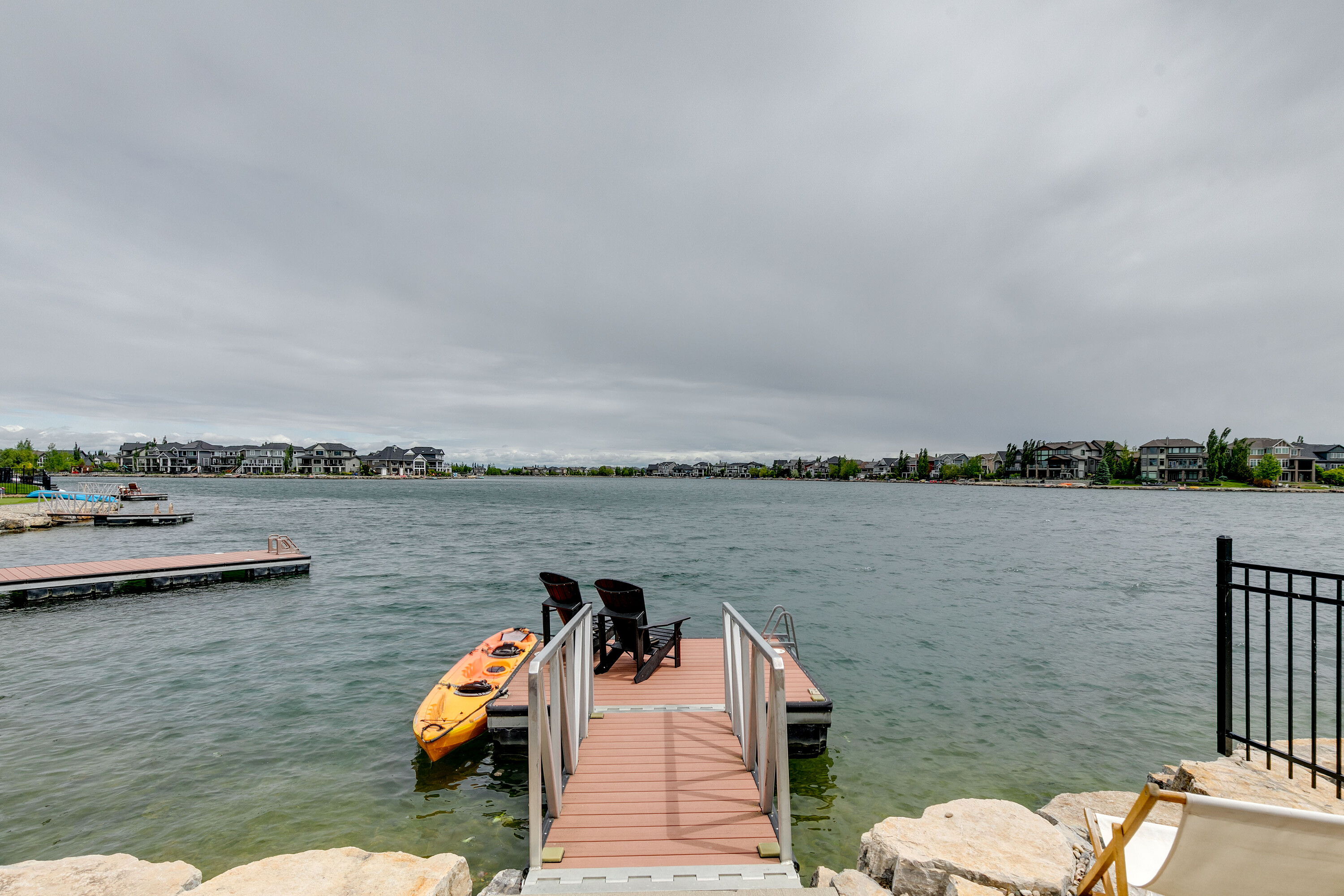  Lakefront Luxury - 物件實景
