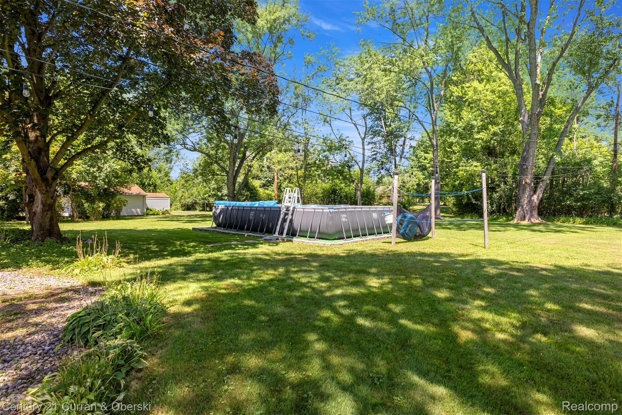 Canton Charter Township, Michigan, 48188, United States, 5 Bedrooms Bedrooms, ,3 BathroomsBathrooms,Residential,For Sale,1904333