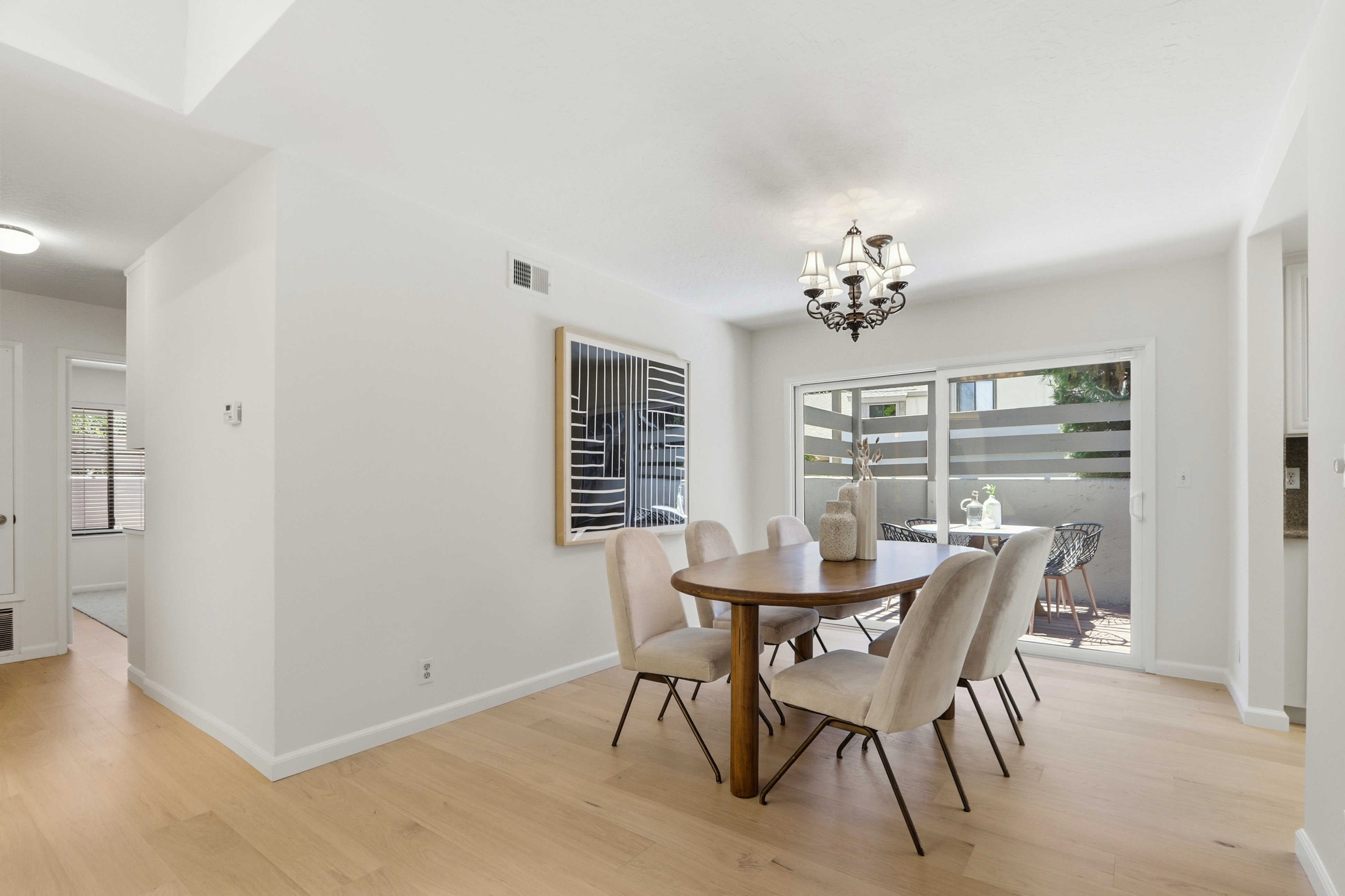  Updated Willow Glen Townhome - 物件實景