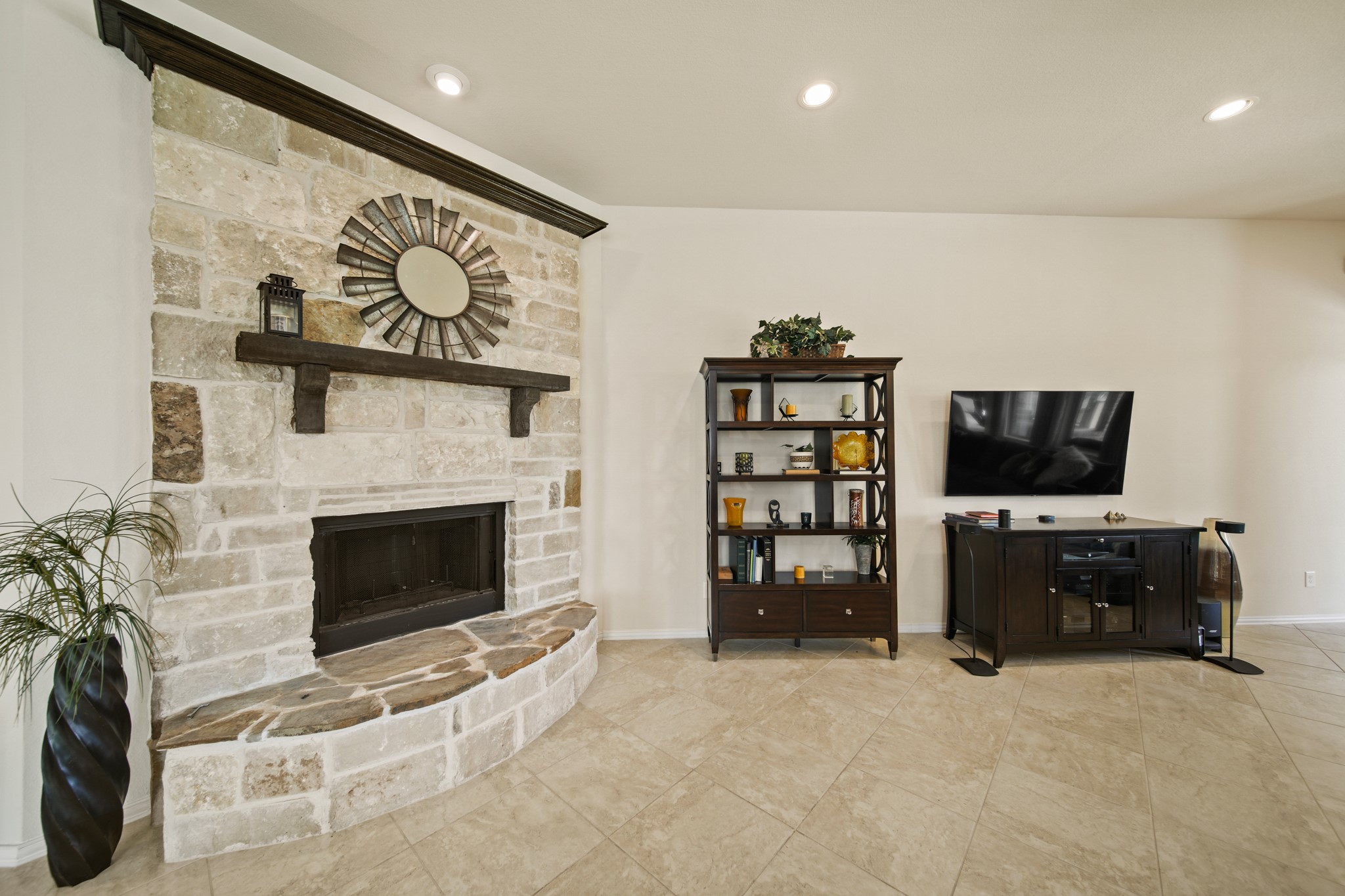 Richmond, Texas, 77407, United States, 4 Bedrooms Bedrooms, ,3 BathroomsBathrooms,Residential,For Sale,1940812
