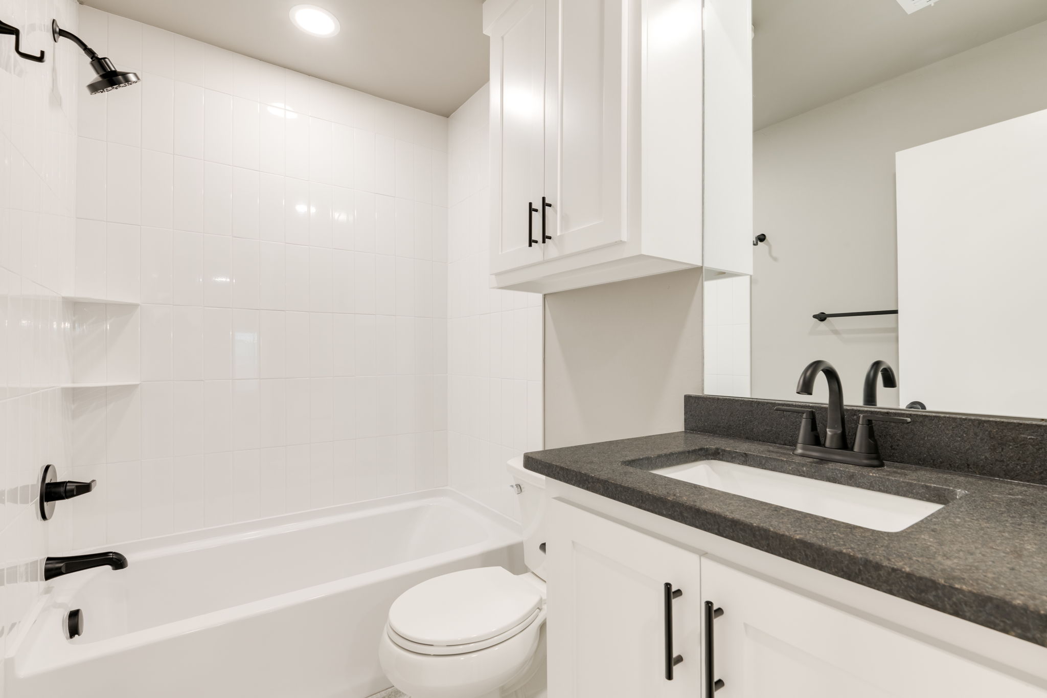  2000 Andover Court, The Village, OK 73120 - 物件實景